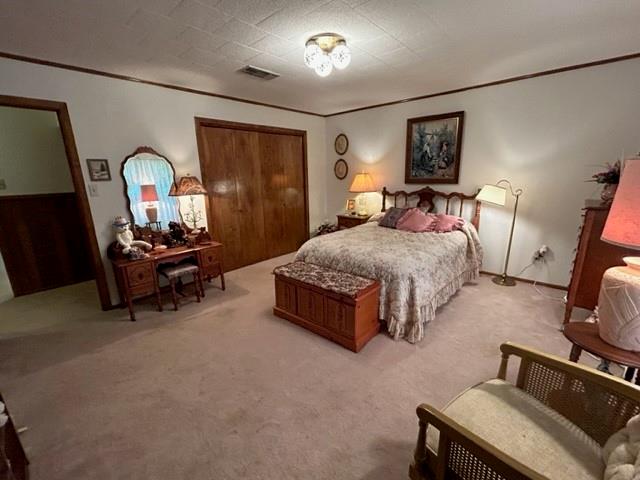 102 E Crockett Street Property Photo 14