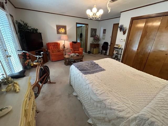102 E Crockett Street Property Photo 17