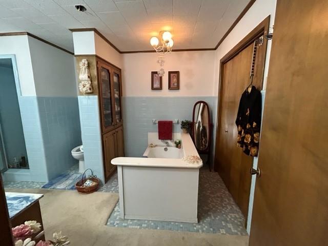 102 E Crockett Street Property Photo 18