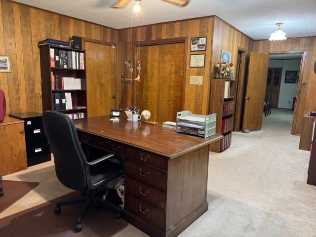 102 E Crockett Street Property Photo 27