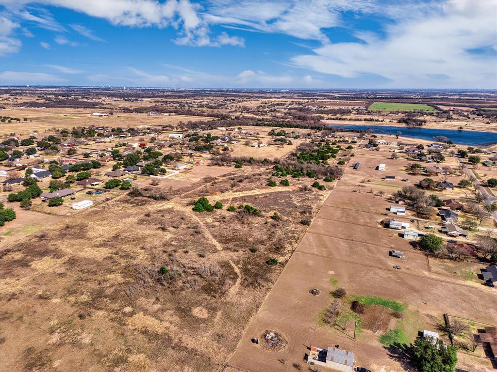 1830 Southern View Property Photo 8