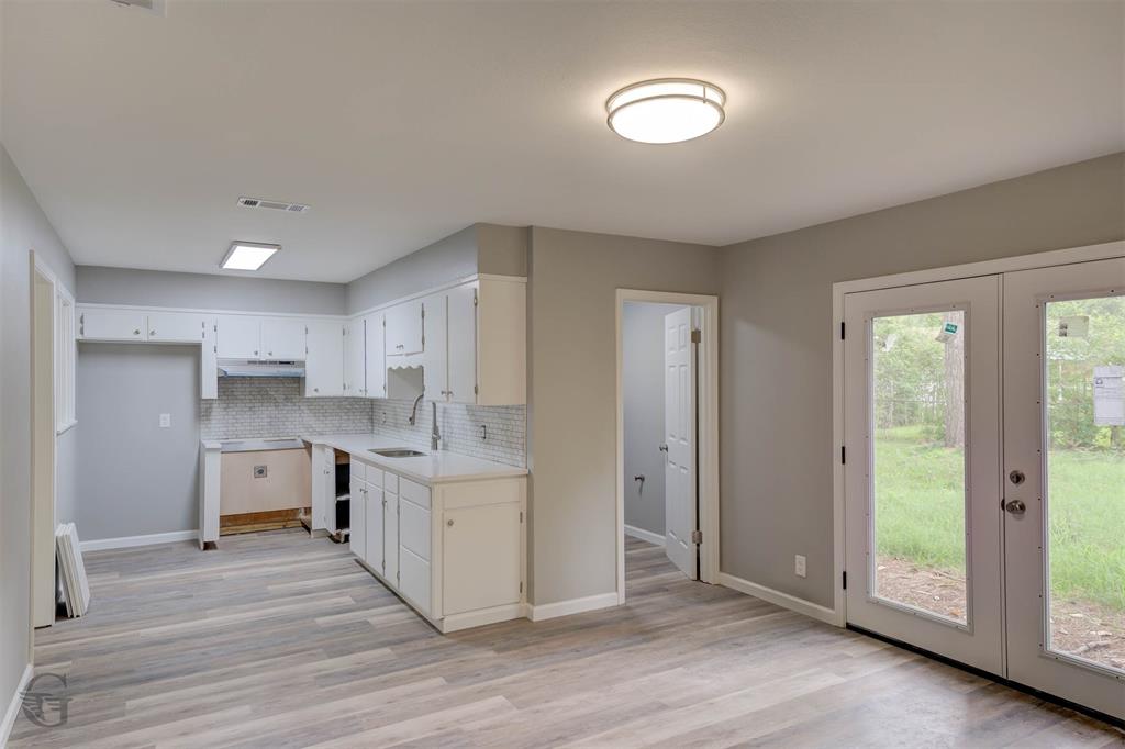2513 Dundee Circle Property Photo 8