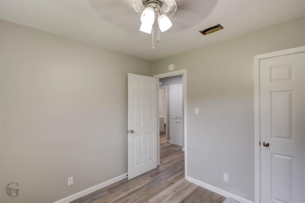 2513 Dundee Circle Property Photo 15