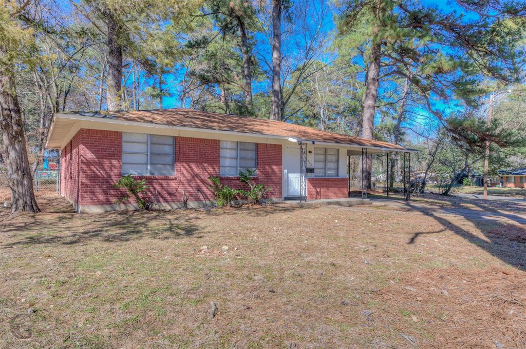 3002 Hoyte Drive Property Photo 1