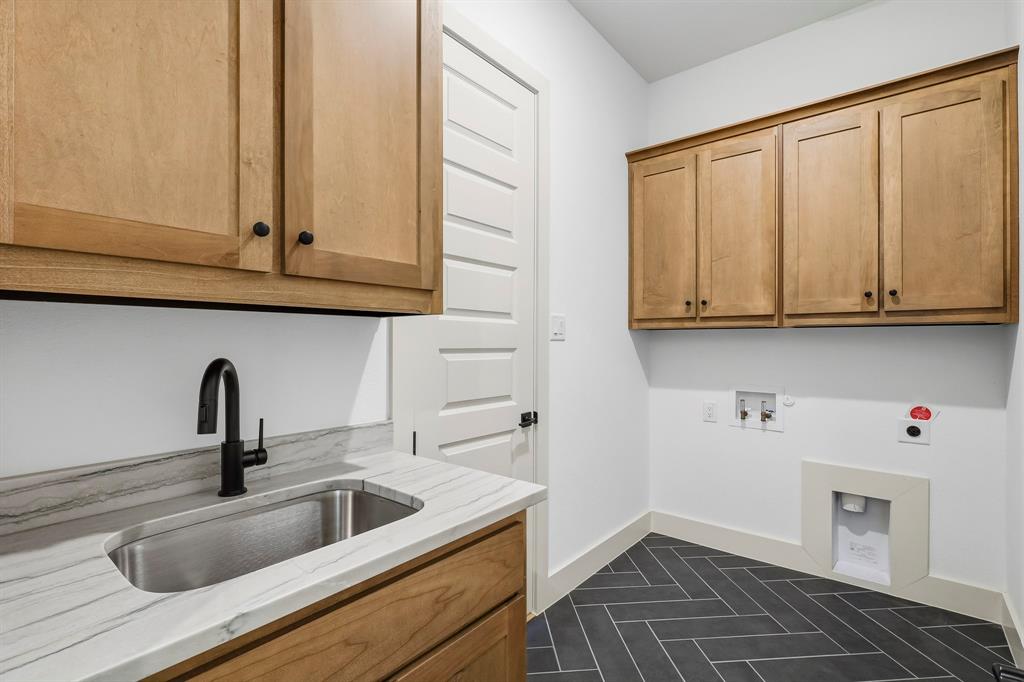 15213 Boxthorn Drive Property Photo 14