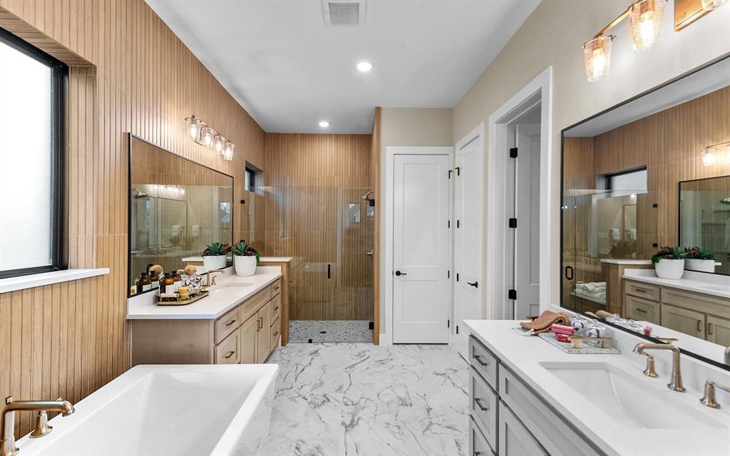 15257 Boxthorn Drive Property Photo 8