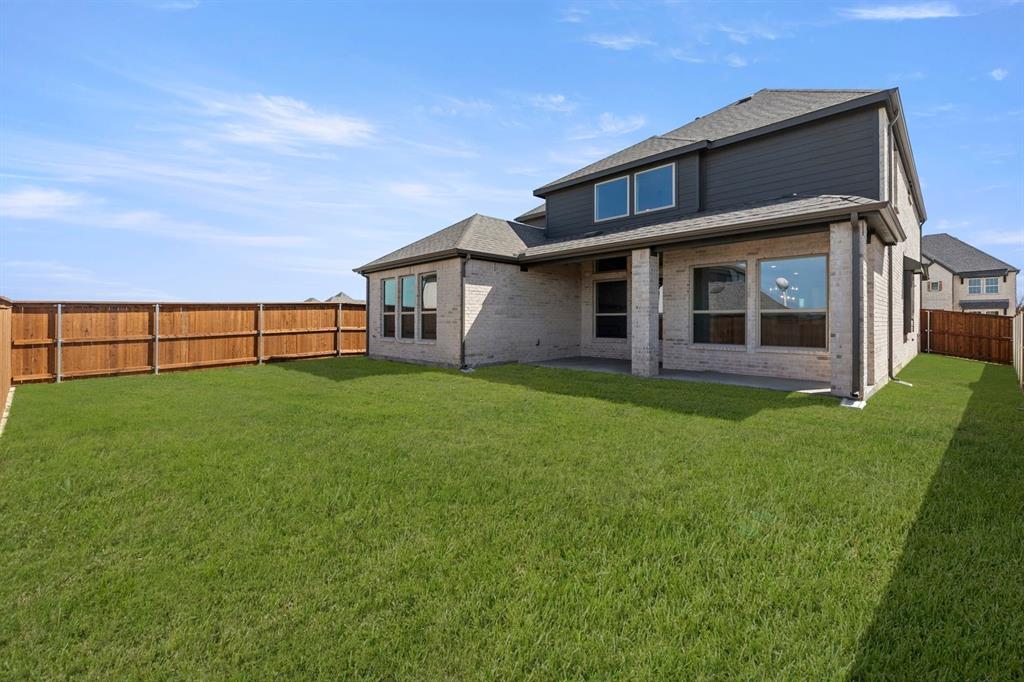 813 Golden Galaxy Way Property Photo 30