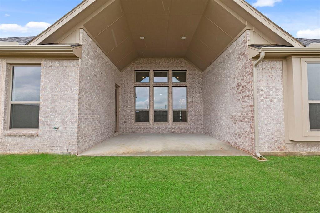 1132 Hitching Post Way Property Photo 31