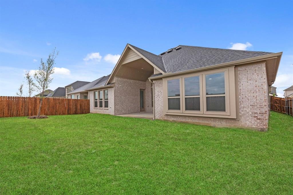 1132 Hitching Post Way Property Photo 33