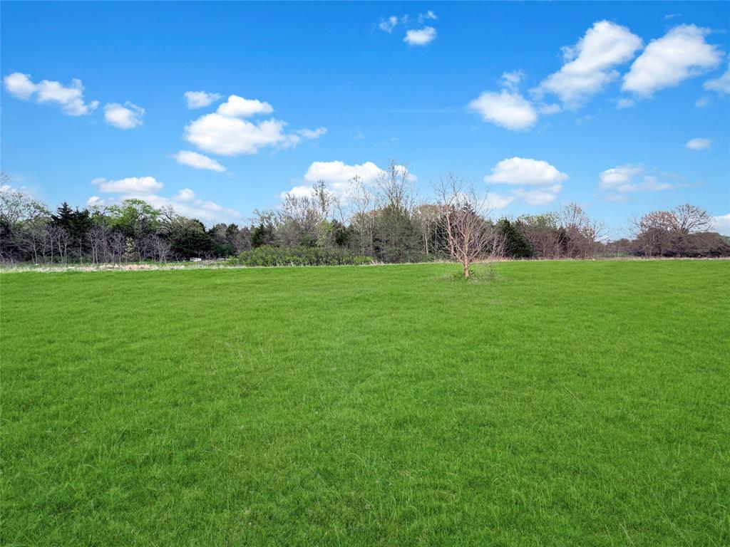 2635 Private Road 1167 Property Photo 7