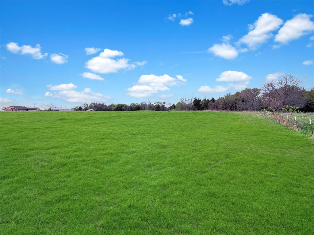 2635 Private Road 1167 Property Photo 8