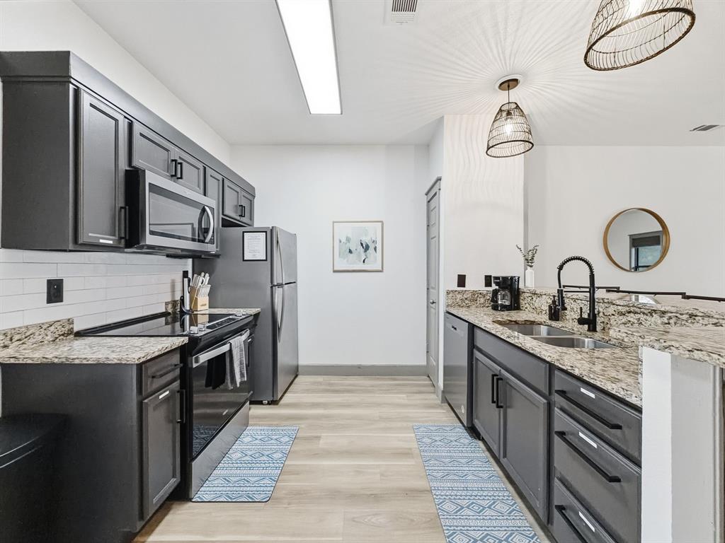 1782 Fm 2951 18 Property Photo 4