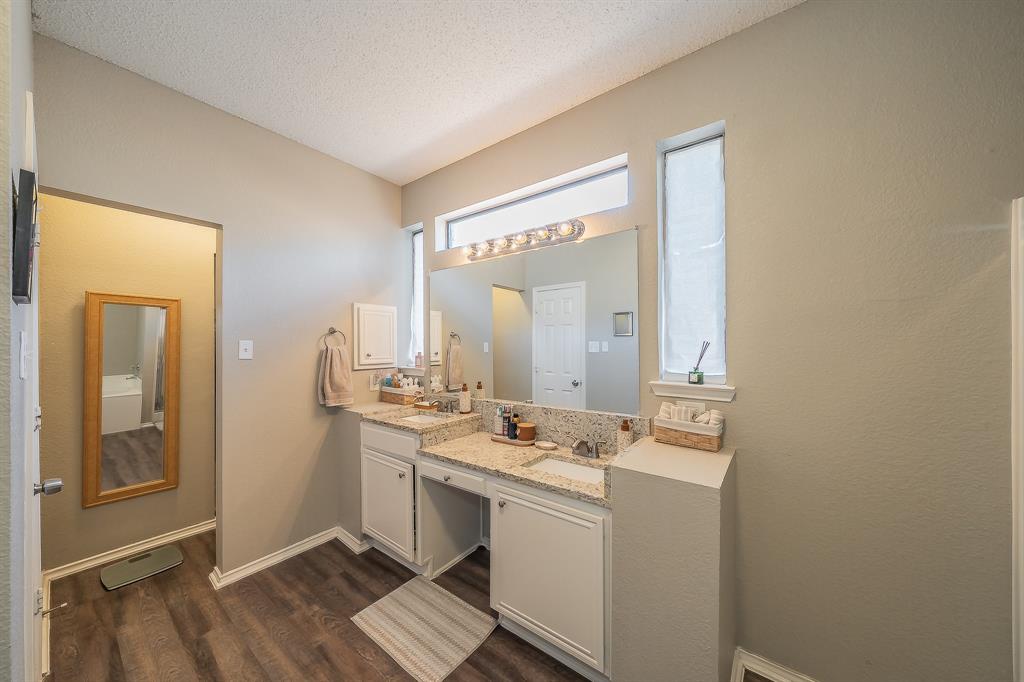 2322 Wilmette Drive Property Photo 17