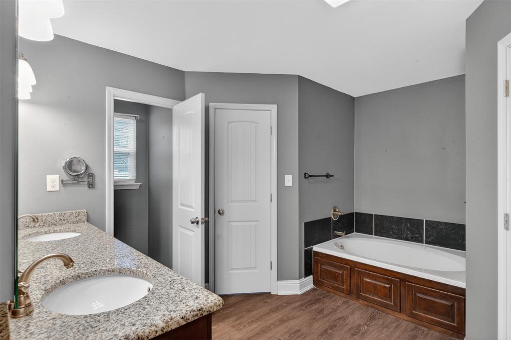 720 Haggerty Road Property Photo 19