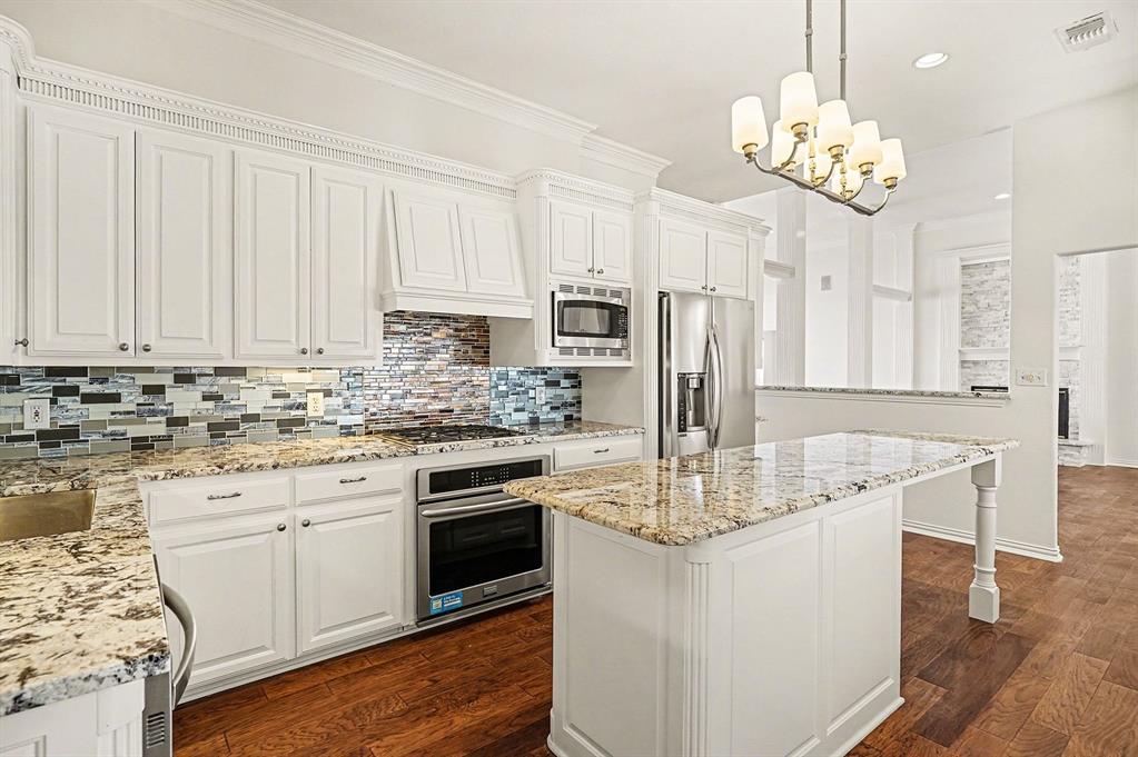 7006 Stone Bluff Court Property Photo 11