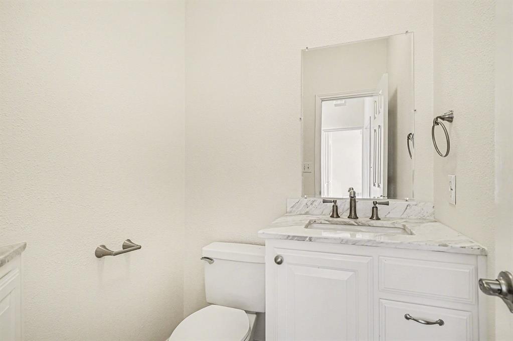 7006 Stone Bluff Court Property Photo 13