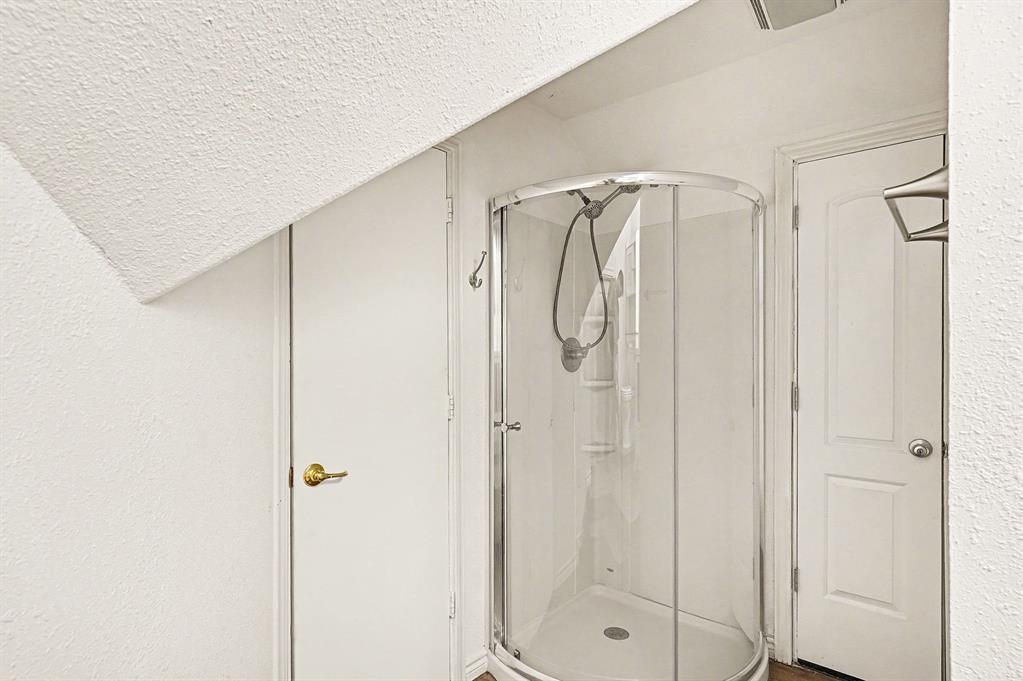 7006 Stone Bluff Court Property Photo 23