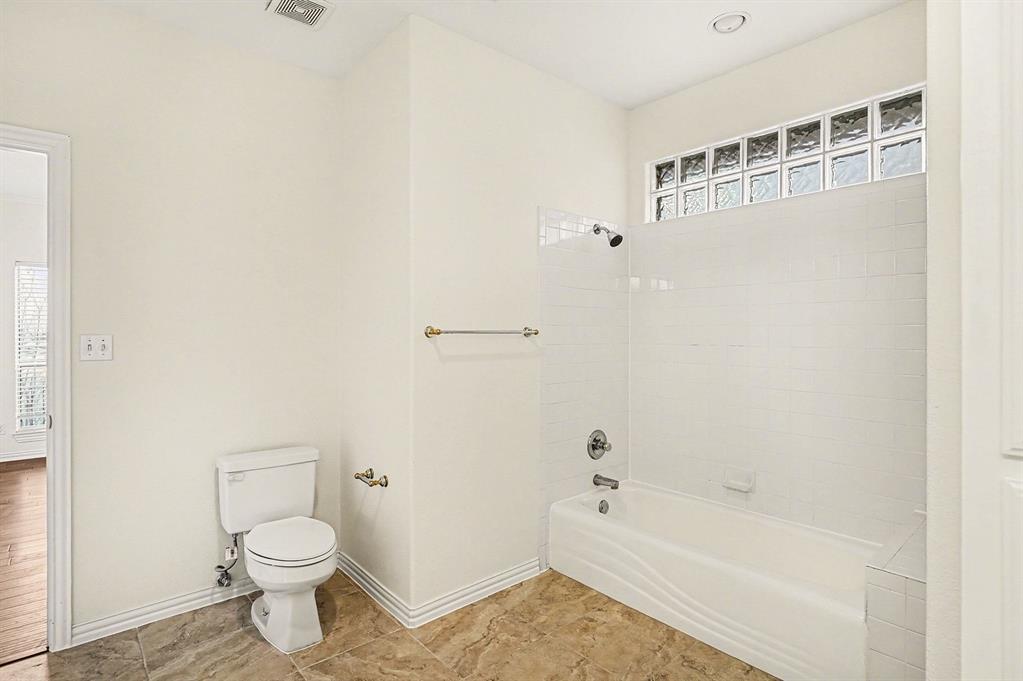 7006 Stone Bluff Court Property Photo 28