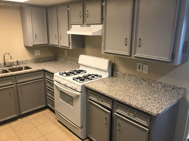 4027 Ovid Avenue Property Photo 6