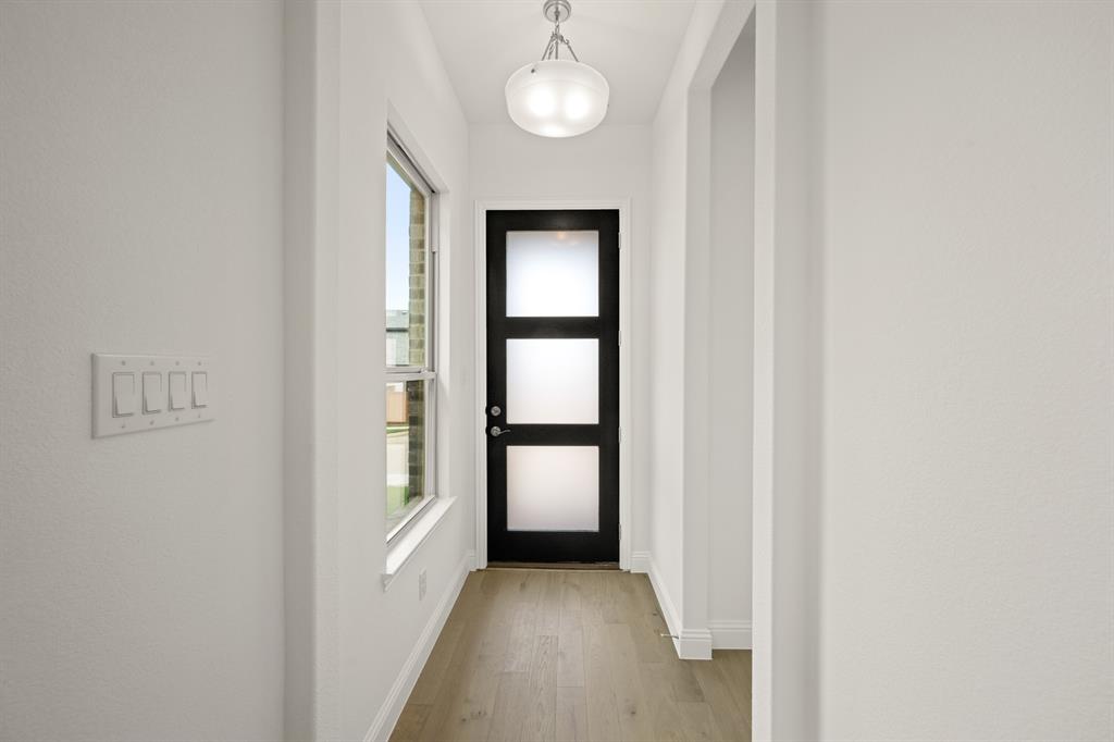 1540 Euclid Alley Property Photo 7