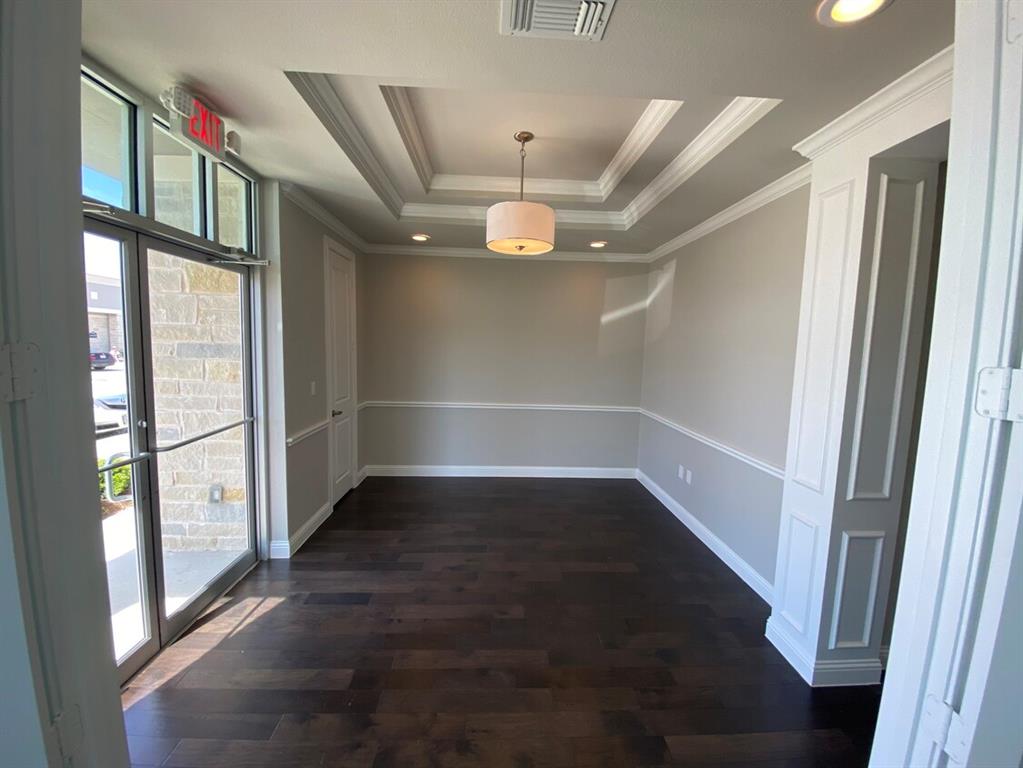 1402 S Custer Road 201 Property Photo 2