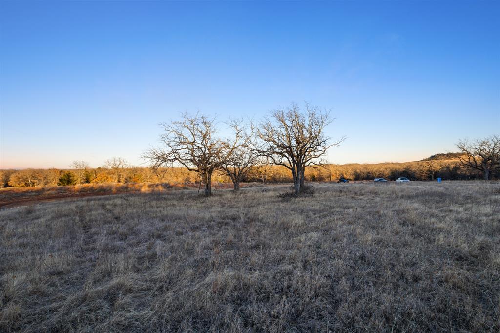800 County Road 3519 Property Photo 5