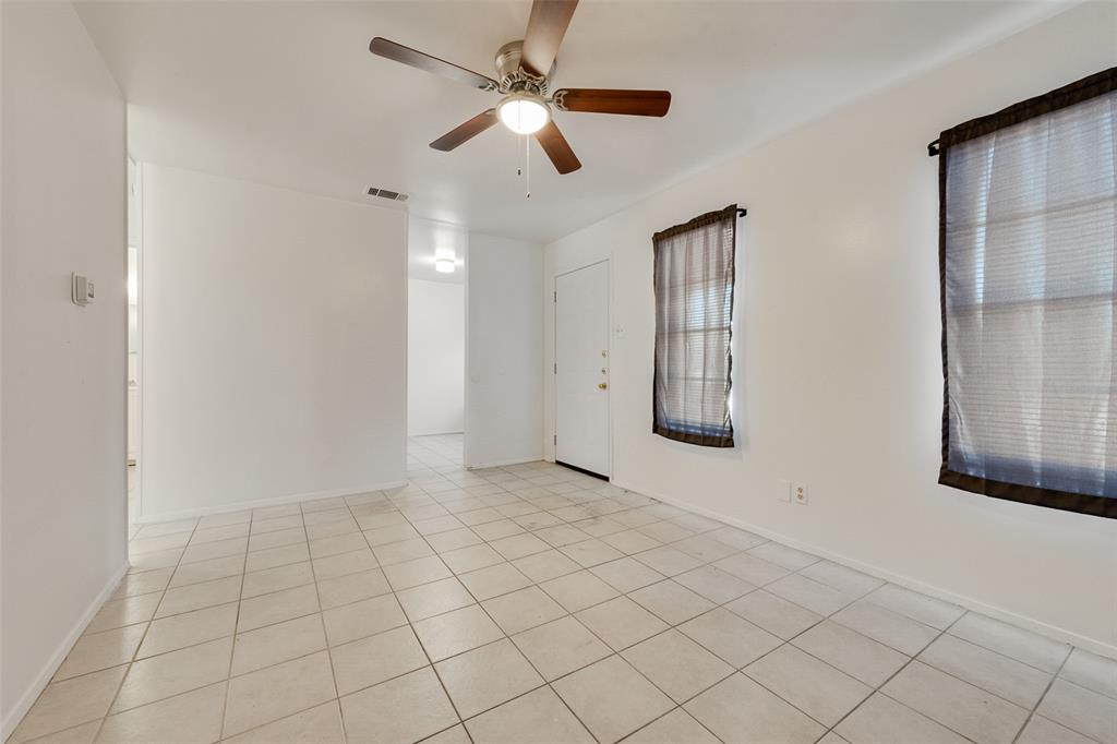 506 N Elm Street A Property Photo 6