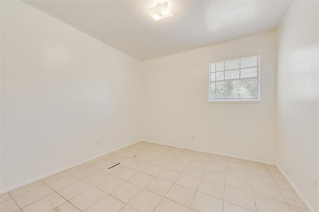 506 N Elm Street A Property Photo 15