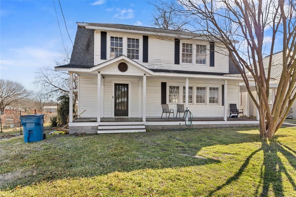 206 S Avenue B Property Photo 1