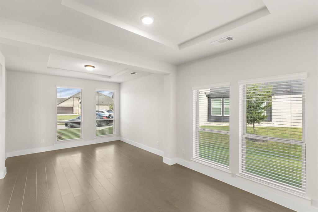 2565 Riverchase Way Property Photo 6