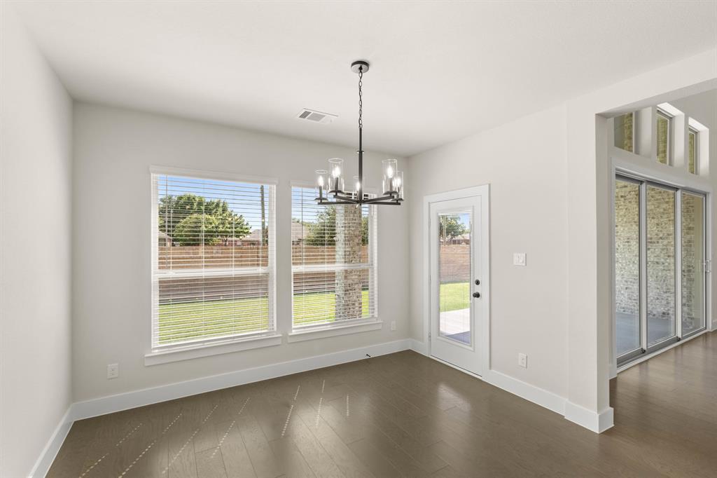2565 Riverchase Way Property Photo 14