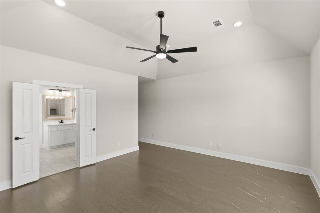 2565 Riverchase Way Property Photo 17