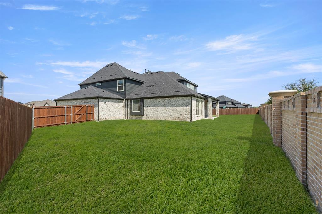 2565 Riverchase Way Property Photo 26