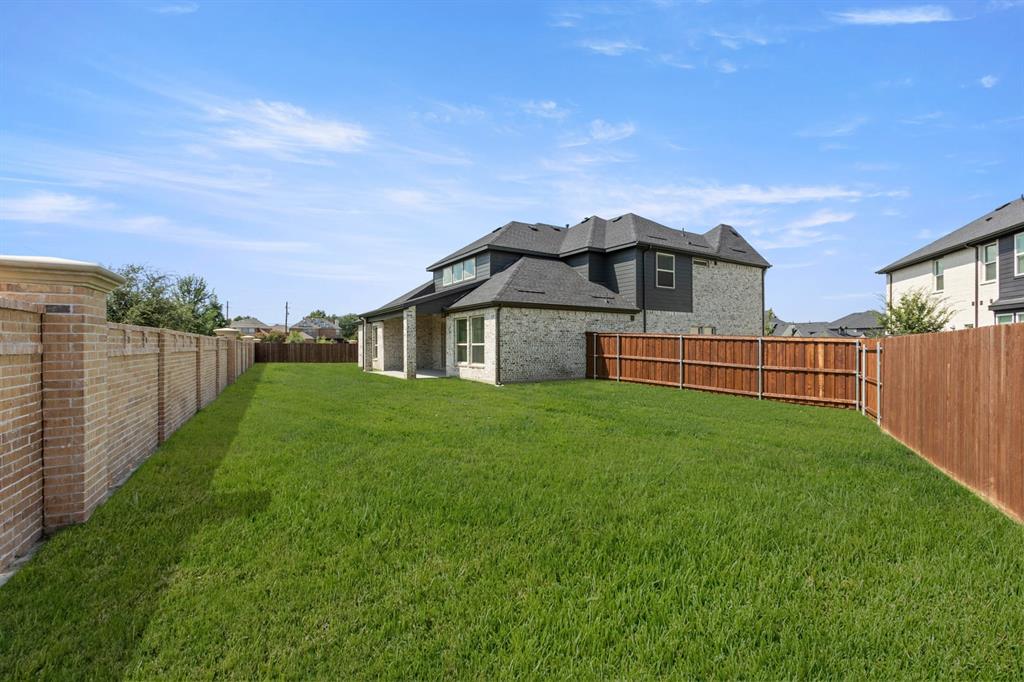 2565 Riverchase Way Property Photo 27