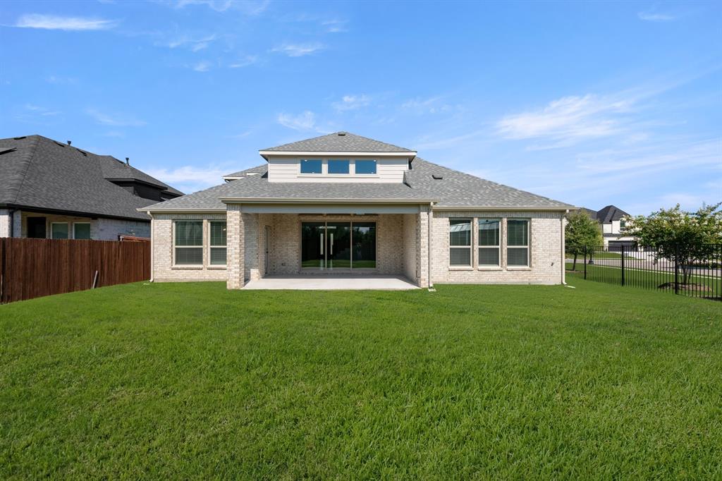 2549 Baypoint Drive Property Photo 4