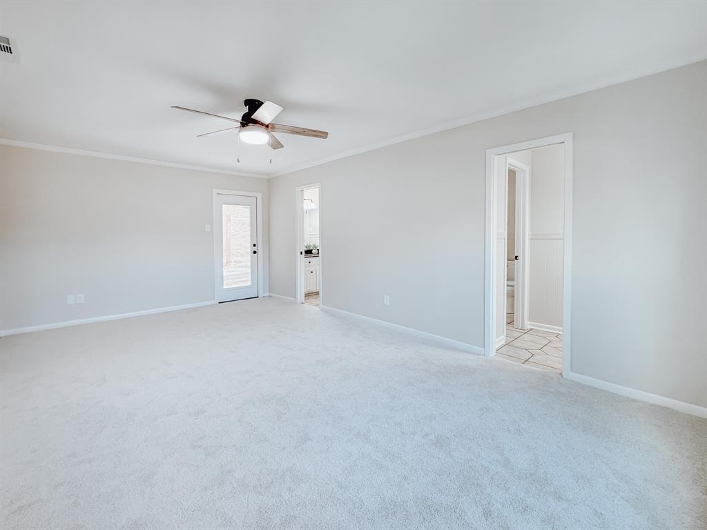 2013 Glenwood Circle Property Photo 16