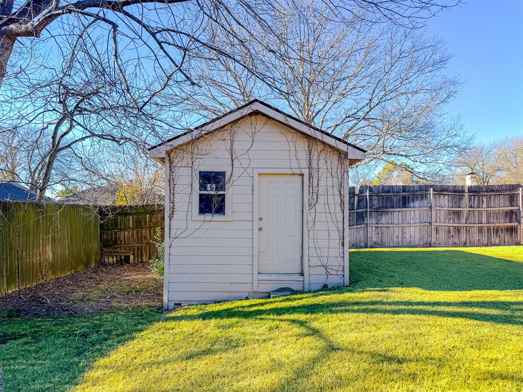 2013 Glenwood Circle Property Photo 34
