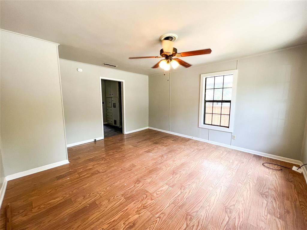 1425, 1435, 420 Groesbeck & Lillian Property Photo 13