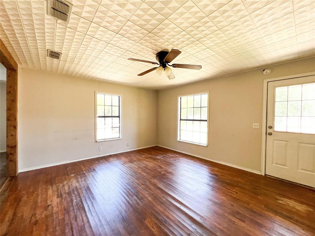 1425, 1435, 420 Groesbeck & Lillian Property Photo 19