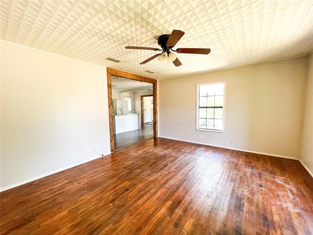1425, 1435, 420 Groesbeck & Lillian Property Photo 20