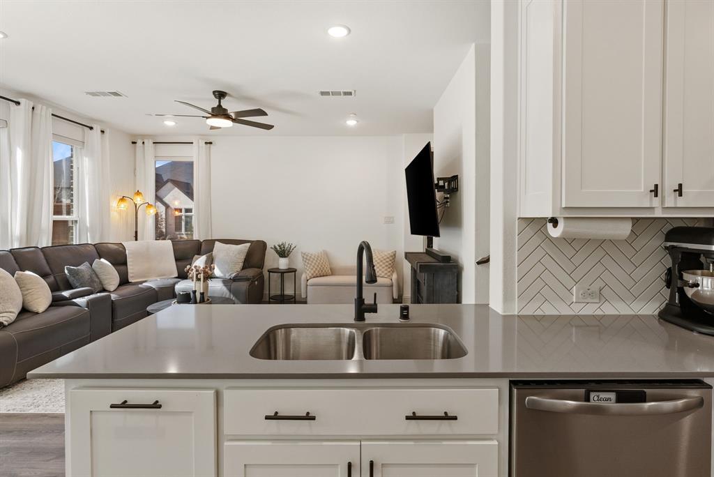 1311 Hill Country Place Property Photo 11