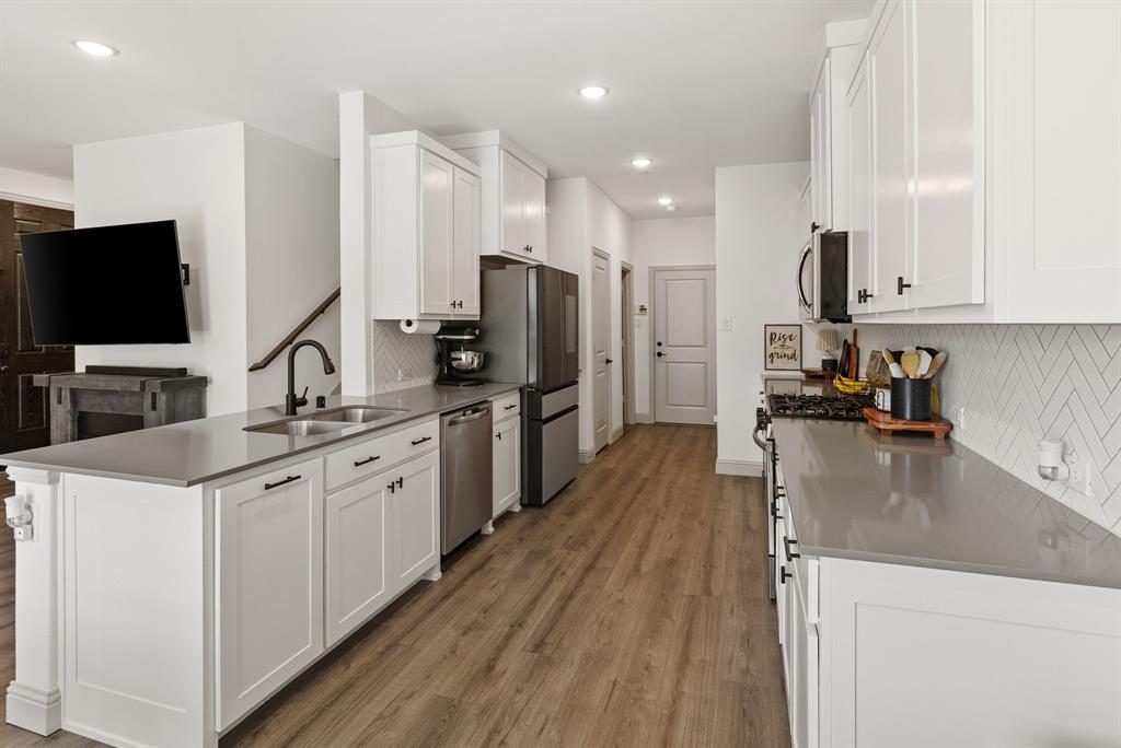 1311 Hill Country Place Property Photo 13