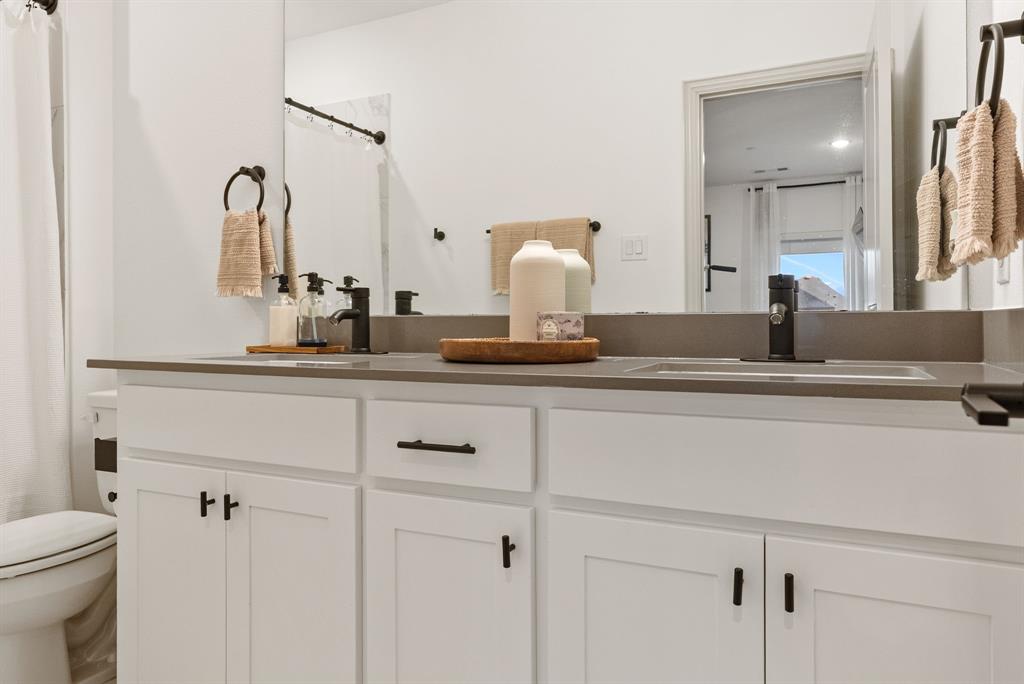 1311 Hill Country Place Property Photo 29