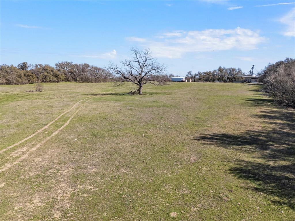 2359 Fm 935 Property Photo 1