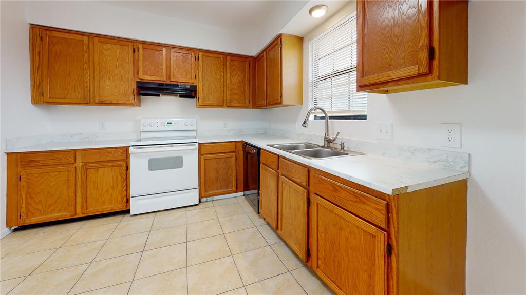 200 Chappell Street Property Photo 6