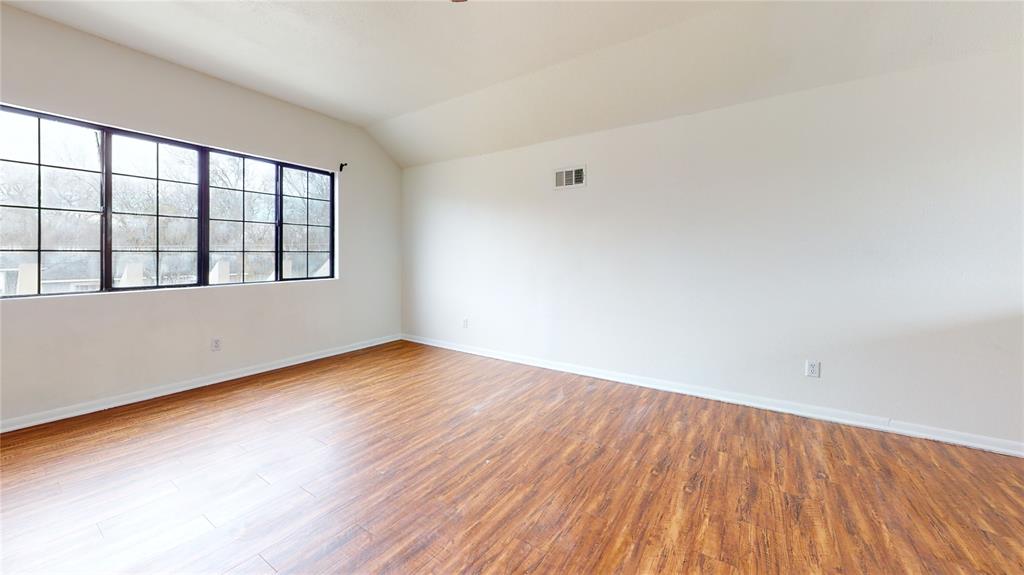 200 Chappell Street Property Photo 14