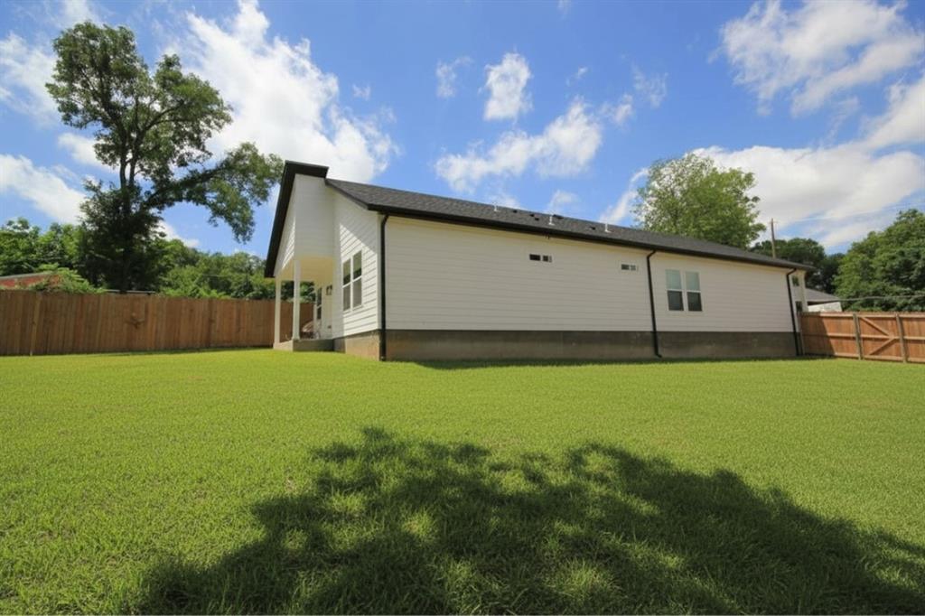 5824 Plum Dale Road Property Photo 32