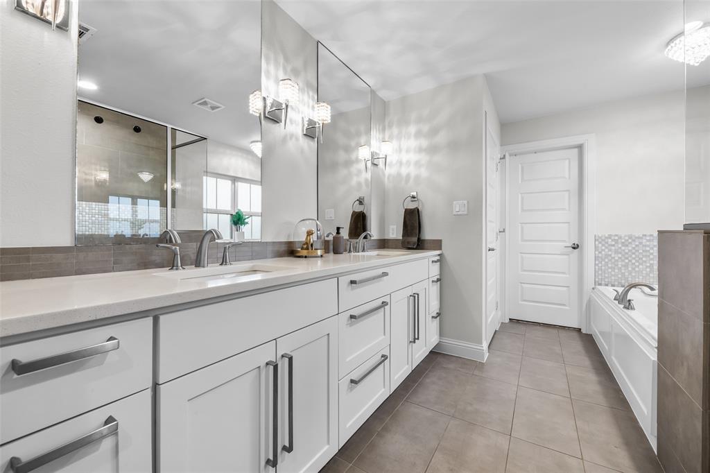 6500 Dakar Road Property Photo 17