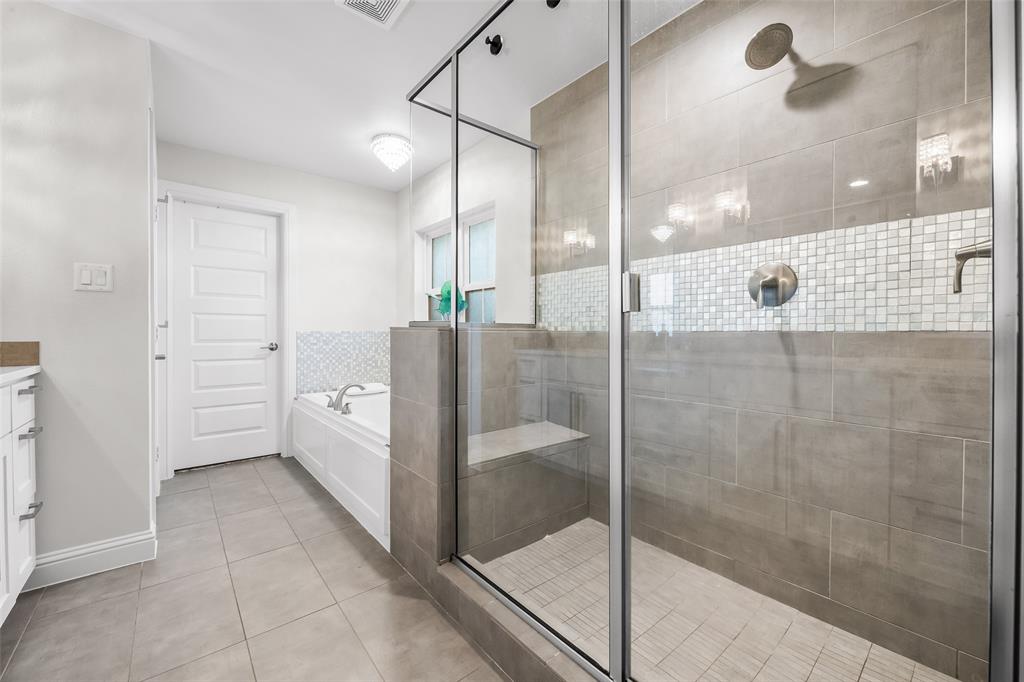 6500 Dakar Road Property Photo 18