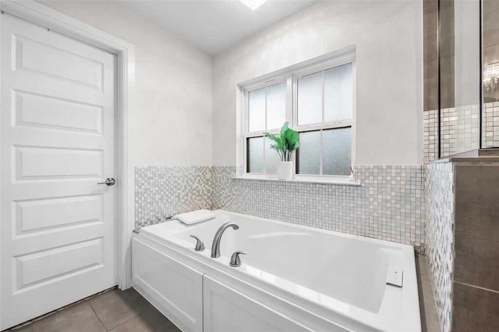 6500 Dakar Road Property Photo 19